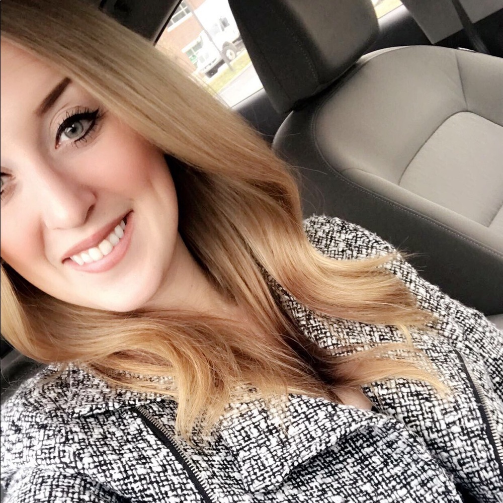 Meet your Posher, Jenna